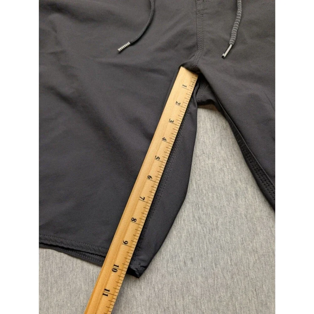 Volcom Hawaii Mod-Tech Boardshorts Men's Size 44